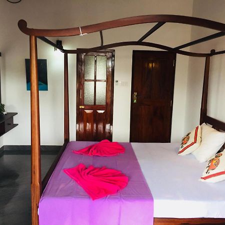Sanjula Apartments Hikkaduwa Esterno foto