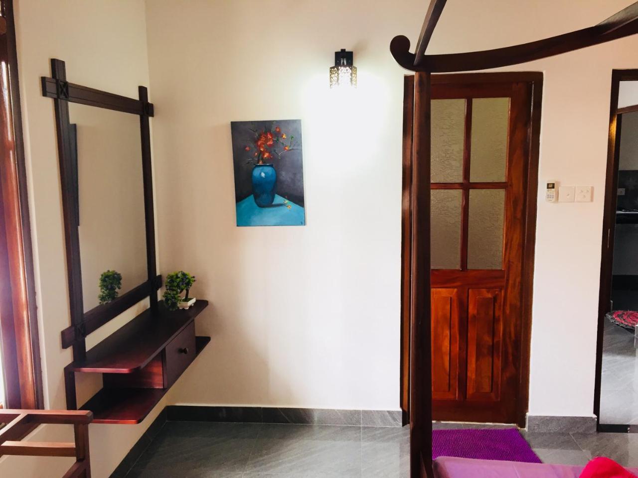Sanjula Apartments Hikkaduwa Esterno foto